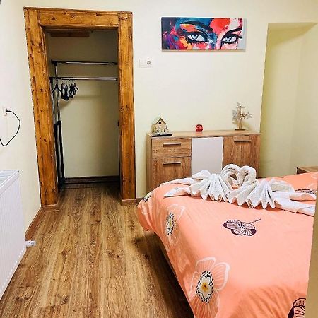 Private Apartment In The City Centre. ออราแด ภายนอก รูปภาพ