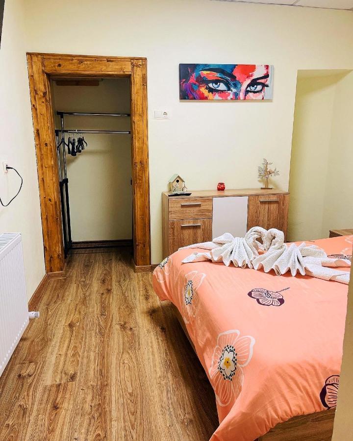 Private Apartment In The City Centre. ออราแด ภายนอก รูปภาพ